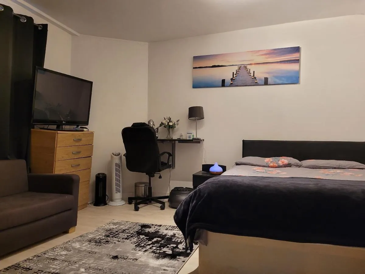 Lovely 1 Bedroom Apartment 5 Mins From Shorditch 런던